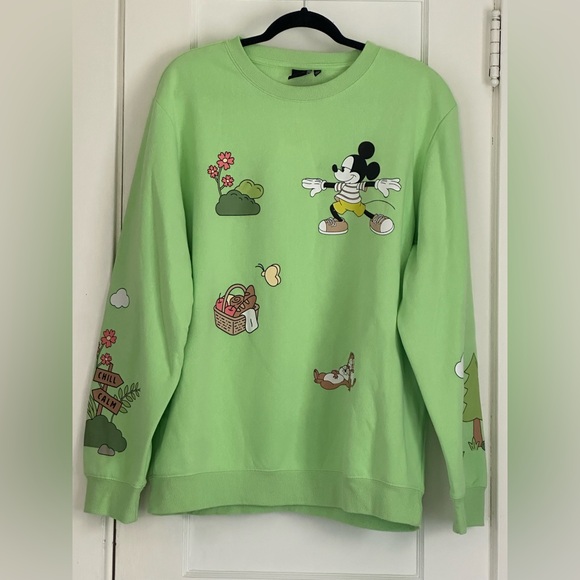 Disney Mickey Mouse Yoga Camp Crewneck Sweatshirt XL - Picture 1 of 7